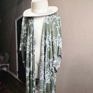 a.n.a. Green Floral Kimono Jacket